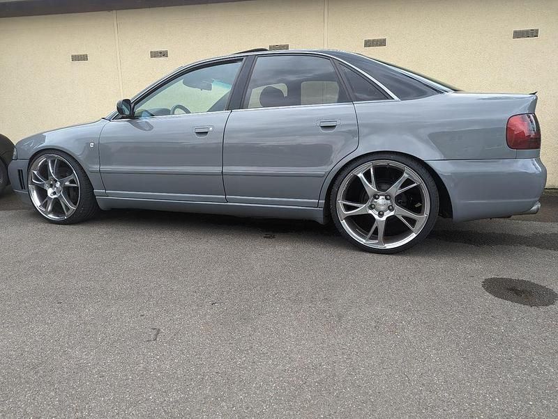 Gebraucht Audi S4 Sport 299 PS (219 kW) 1998 Grau Limousine