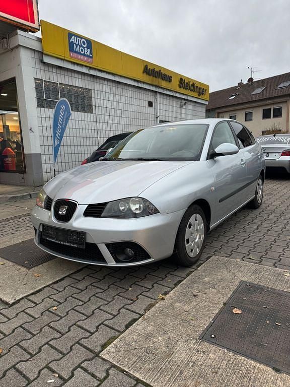 Silber Gebraucht 2007 Seat Ibiza Comfort Limousine | 3.800 € (Etwas zu teuer) - Bild 1/4