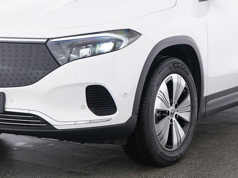 Gebraucht Mercedes EQA250 Progressive 139 kW (190 PS) 2025 Weiß SUV