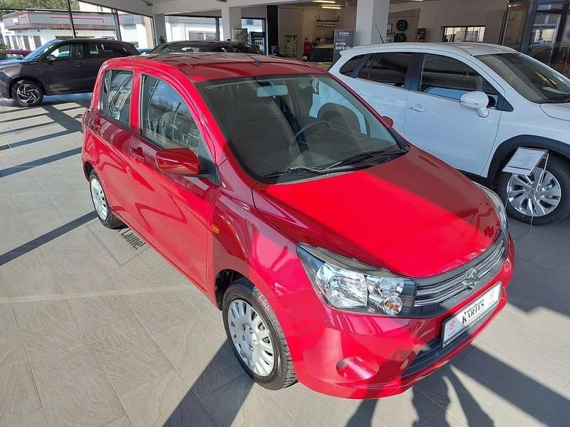 Gebraucht Suzuki Celerio Comfort 68 PS (50 kW) 2016 Rot Kleinwagen
