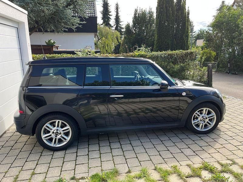Schwarz Gebraucht 2011 Mini Cooper D Clubman Kombi | 7.700 € (Fairer Preis) - Bild 1/4