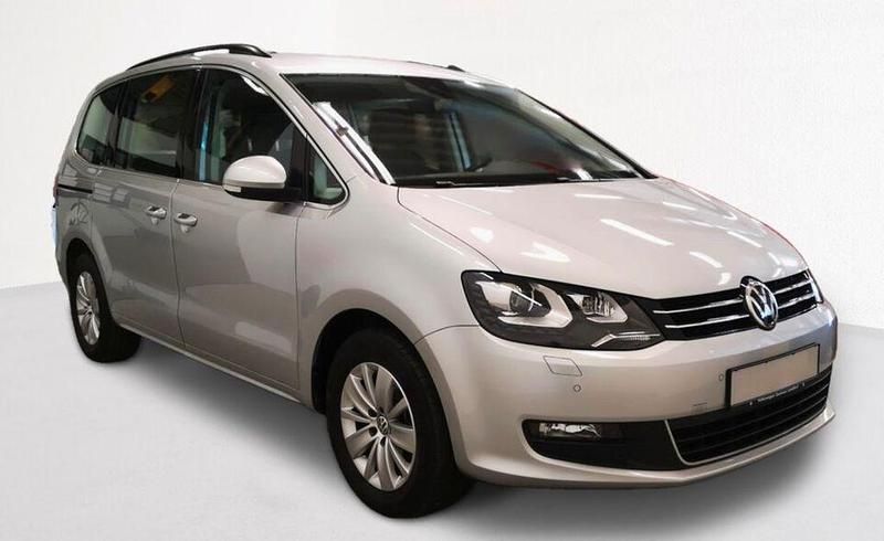 Gebraucht VW Sharan 150 PS (110 kW) 2017 Silber Van / Kleinbus