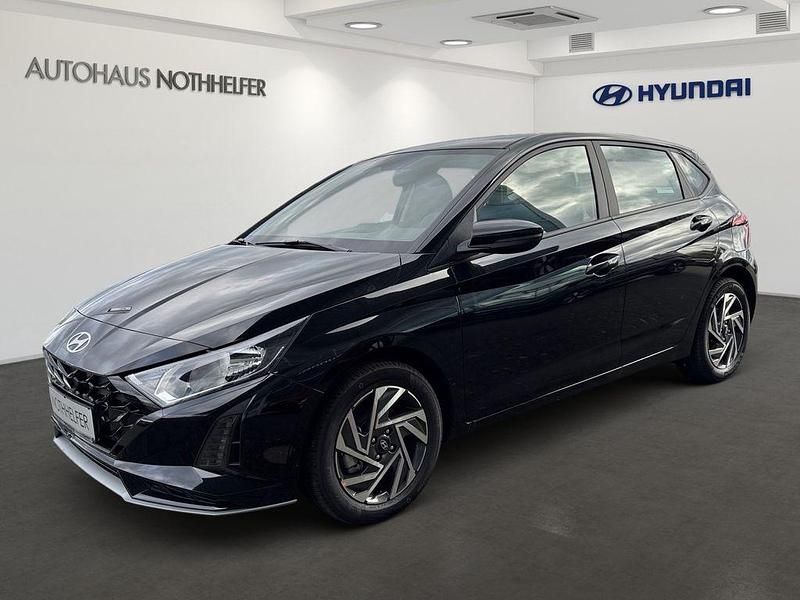 Schwarz Neu 2025 Hyundai i20 Trend Limousine | 21.000 € (Fairer Preis) - Bild 1/4