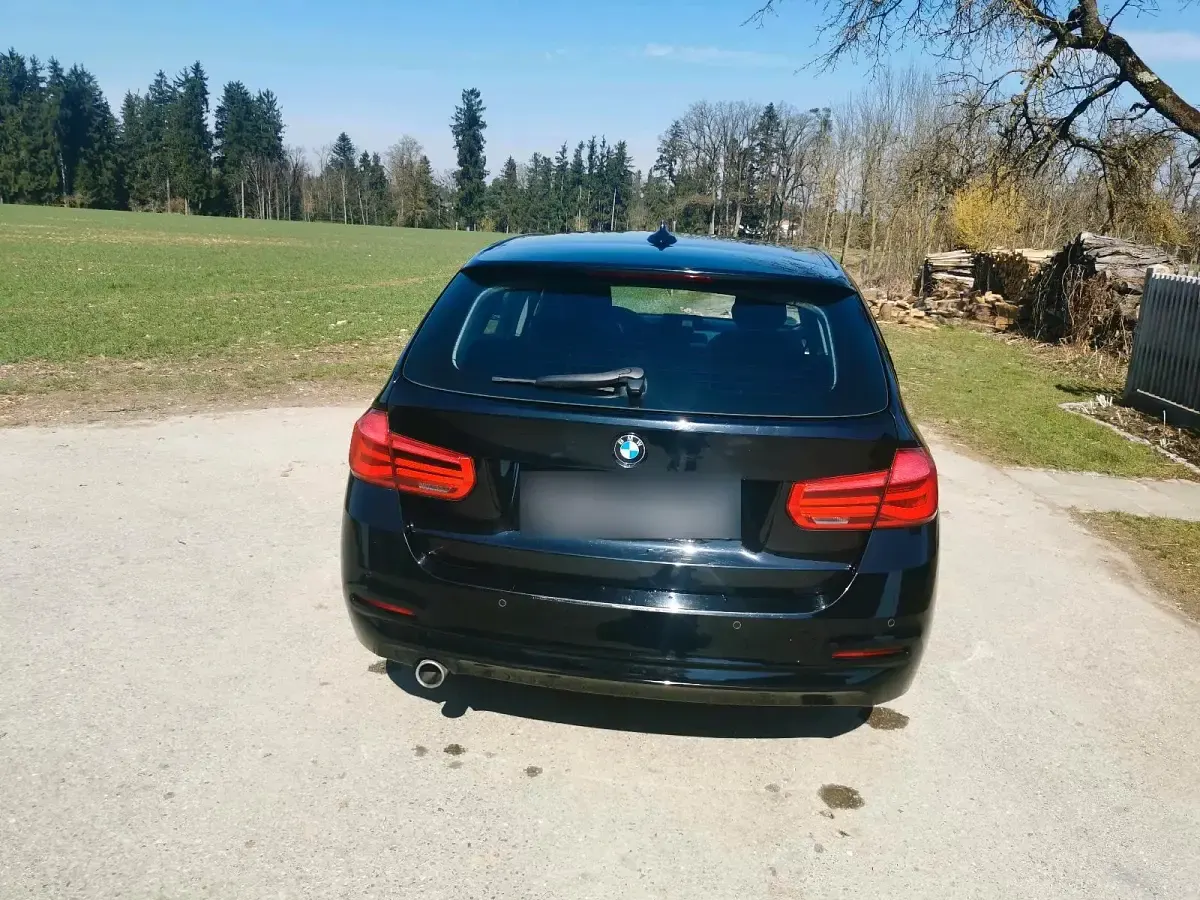 Gebraucht BMW 318 150 PS (110 kW) 2018 Schwarz Kombi