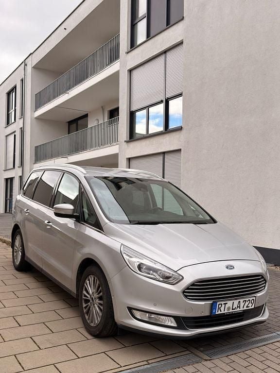 Gebraucht Ford Galaxy Titanium 179 PS (131 kW) 2018 Silber Van / Kleinbus