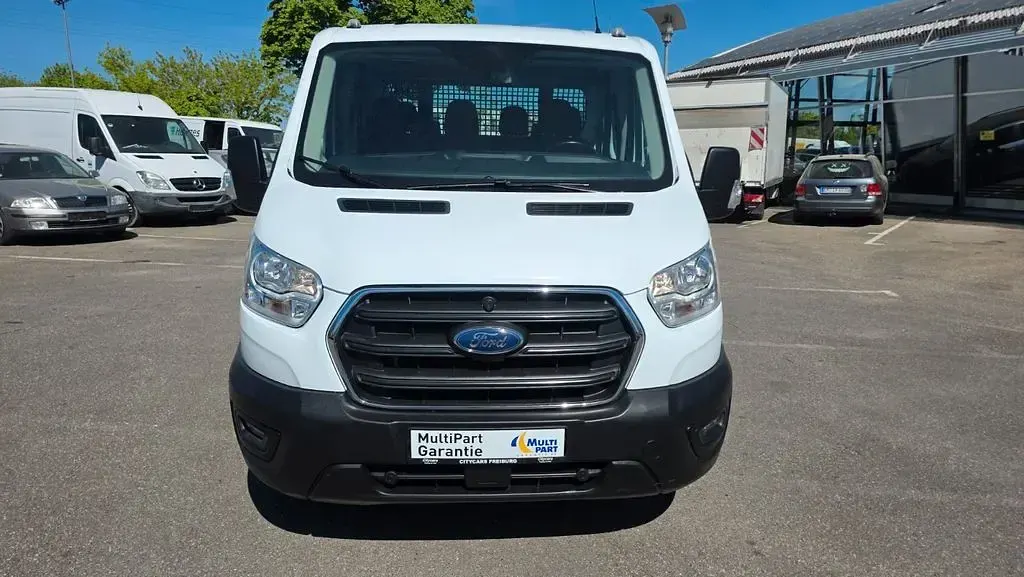 Używany Ford Transit Trend 170 KM (125 kW) 2020 Biały Sedan/Limuzyna