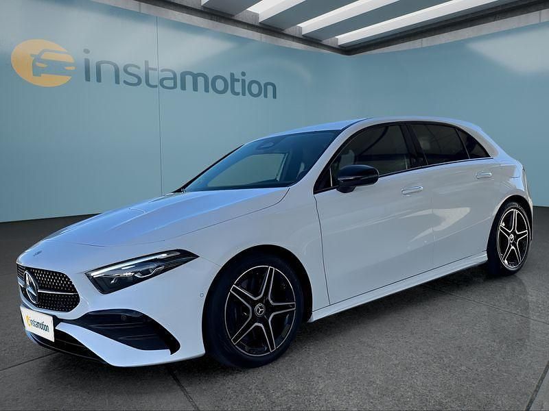 Weiß Gebraucht 2024 Mercedes A250 Kleinwagen | 33.399 € (Fairer Preis) - Bild 1/4