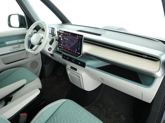 Gebraucht VW ID. Buzz Pro 210 kW (286 PS) 2025 Silber Van / Kleinbus