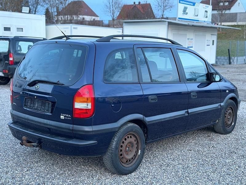 Gebraucht Opel Zafira 101 PS (74 kW) 2001 Blau Van / Kleinbus