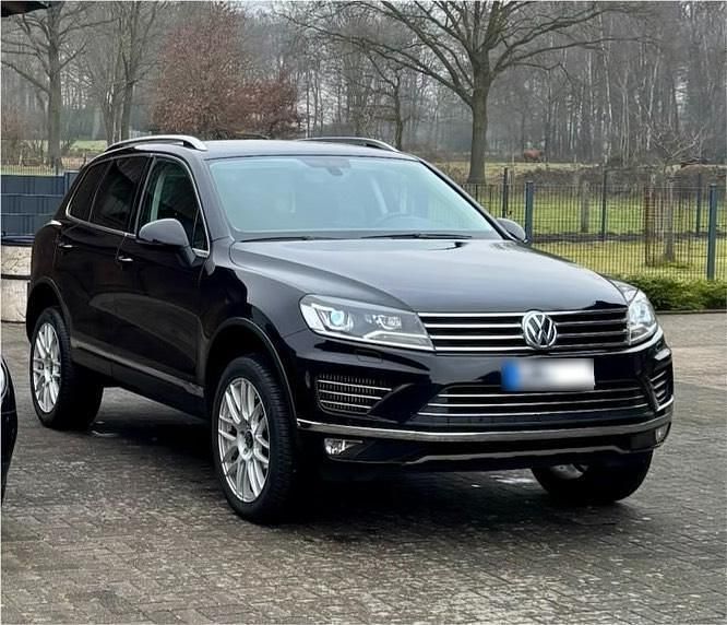Gebraucht VW Touareg 262 PS (192 kW) 2016 Schwarz SUV