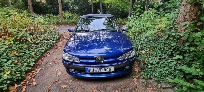 Blau Gebraucht 2000 Peugeot 306 Cabriolet Cabrio | 1.150 € (Guter Preis) - Bild 1/4
