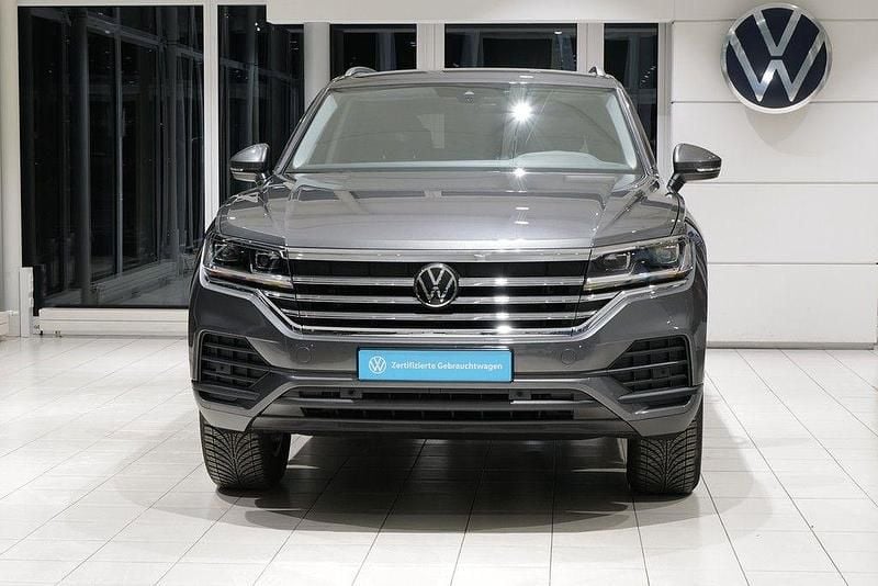 Gebraucht VW Touareg Edition 231 PS (169 kW) 2025 Grau SUV