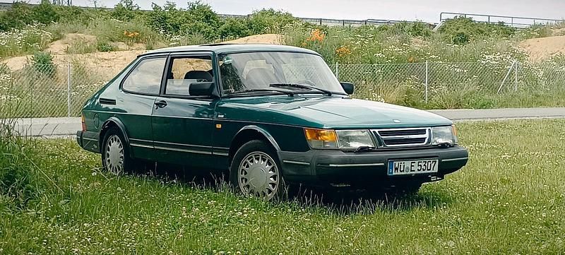 Grün Gebraucht 1993 Saab 900 Coupé | 2.200 € - Bild 1/4
