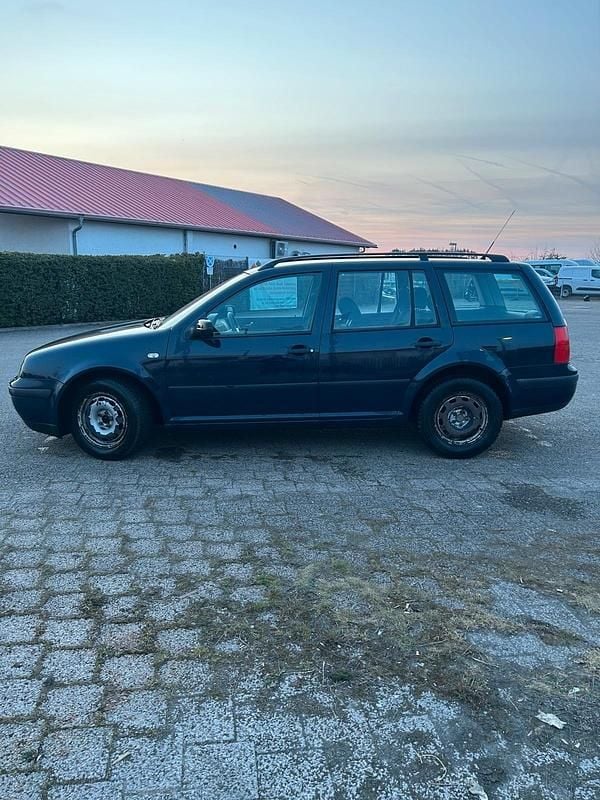 Gebraucht VW Golf IV 75 PS (55 kW) 2003 Blau Kombi