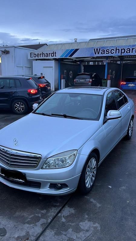 Silber Gebraucht 2008 Mercedes C180 Limousine | 6.500 € - Bild 1/4