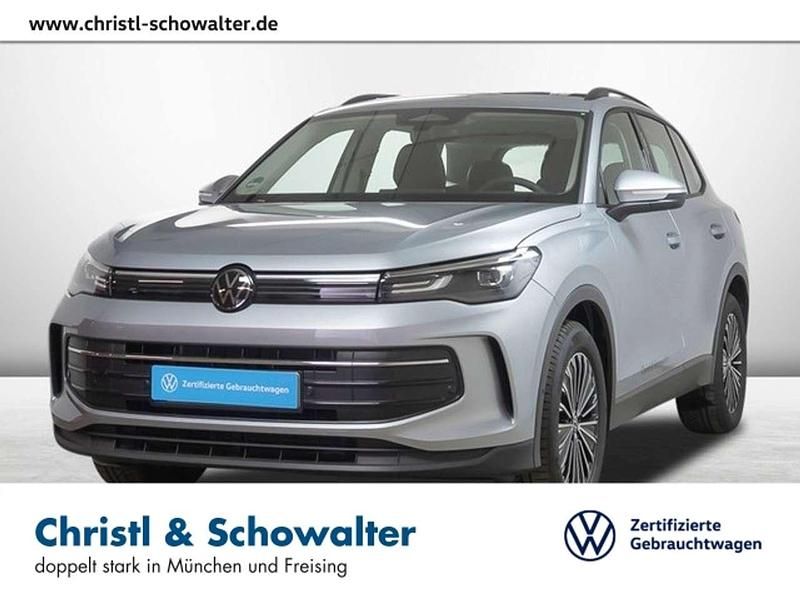 Gebraucht VW Tiguan Life 131 PS (96 kW) 2024 Oyster silver metallic SUV