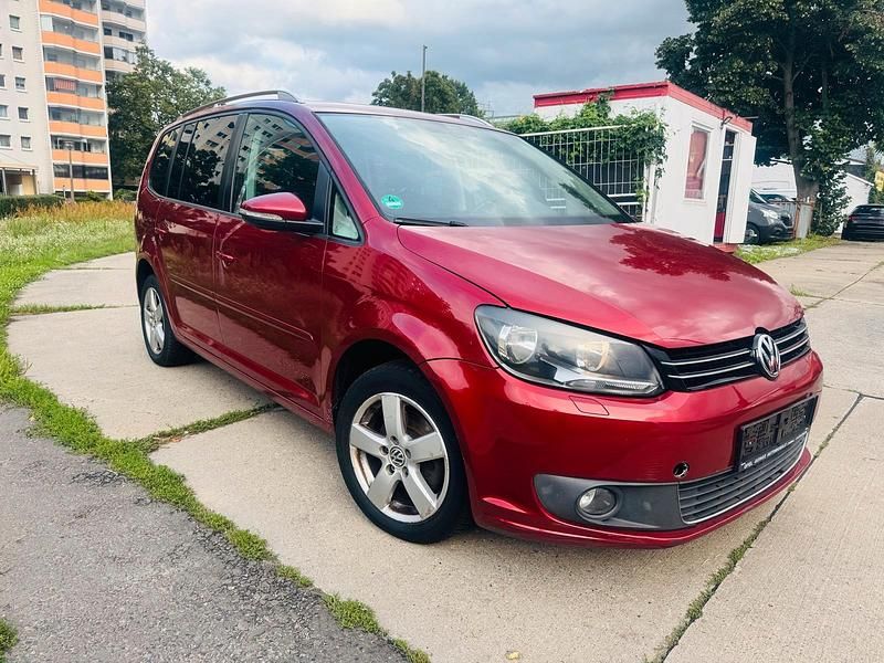 Gebraucht 2011 VW Touran Van / Kleinbus | 3.800 € (Guter Preis) - Bild 1/4
