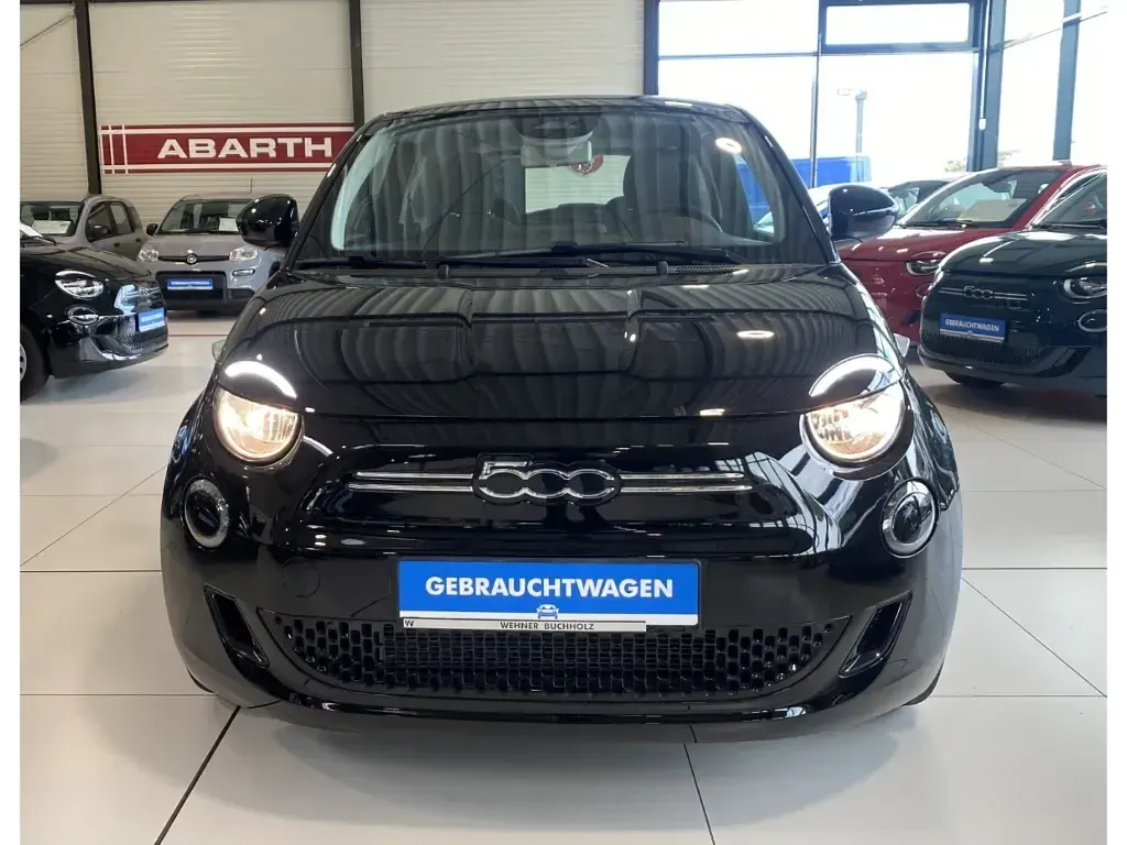 Gebraucht Fiat 500e Icon 86 kW (118 PS) 2022 Onyx schwarz) (schwarz Kleinwagen