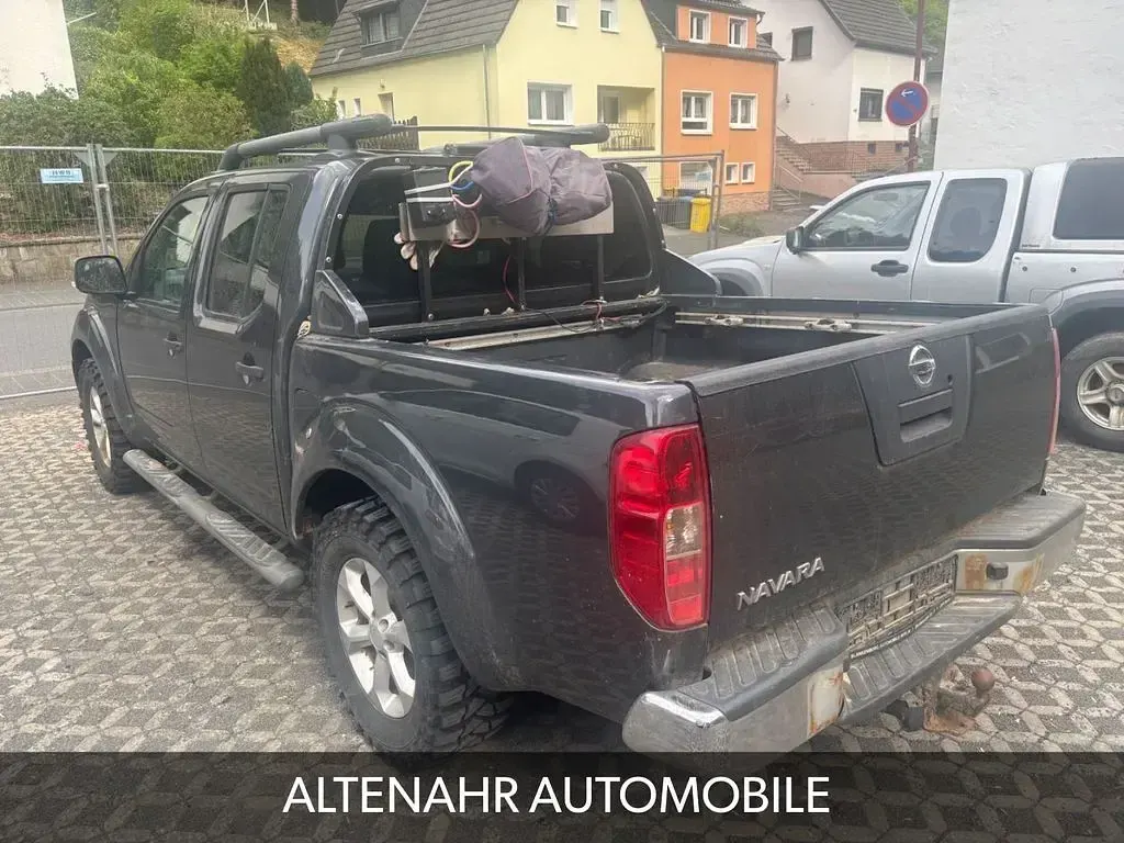 Gebraucht Nissan Navara 174 PS (127 kW) 2007 Grau Pickup