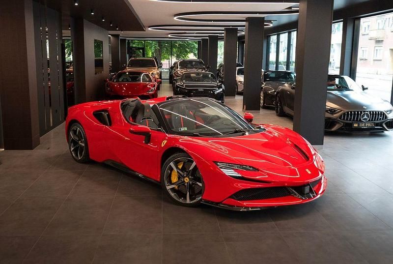 Gebraucht Ferrari SF90 999 PS (734 kW) 2024 Rot Cabrio