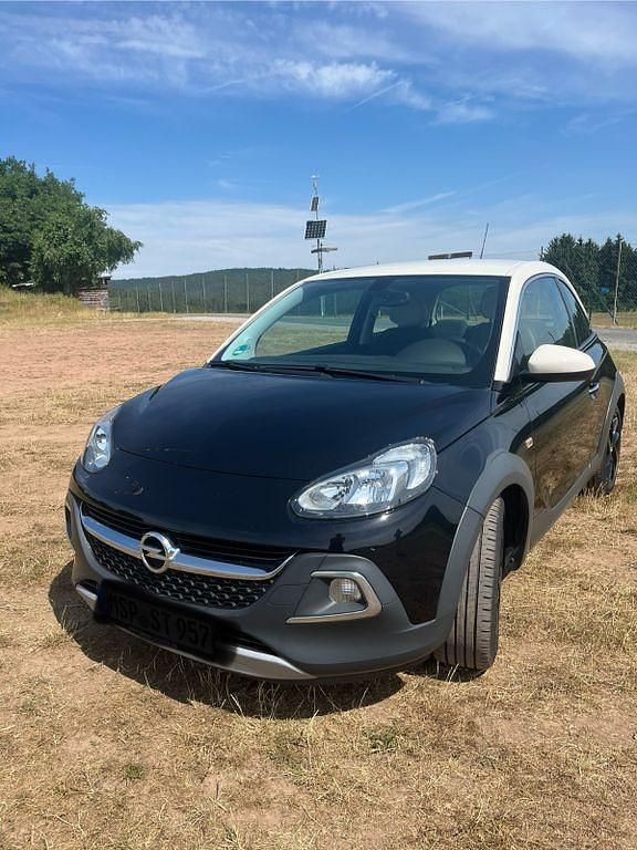 Schwarz Gebraucht 2018 Opel Adam Rocks Rocks Kleinwagen | 10.600 € (Guter Preis) - Bild 1/4