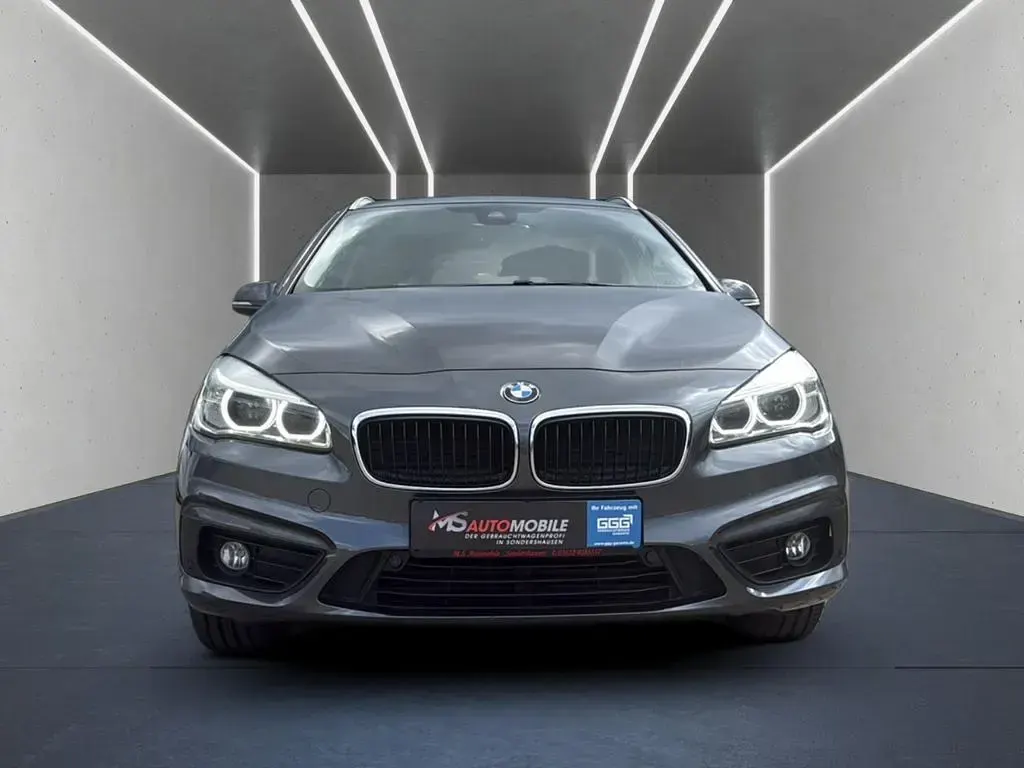 Gebraucht BMW 218 Active Tourer Advantage 136 PS (100 kW) 2017 Grau Van / Kleinbus