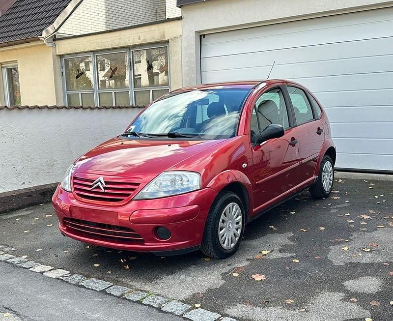 Rot Gebraucht 2005 Citroën C3 Advance Kleinwagen | 590 € (Superpreis) - Bild 1/4