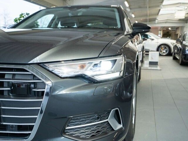 Gebraucht Audi A6 Sport 204 PS (150 kW) 2022 Grau Kombi