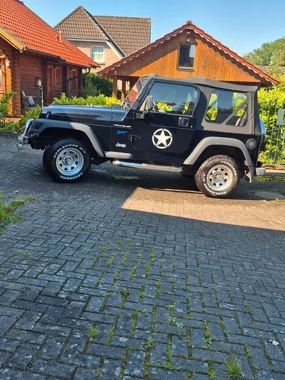 Gebraucht Jeep Wrangler Sport 118 PS (86 kW) 1998 Schwarz SUV