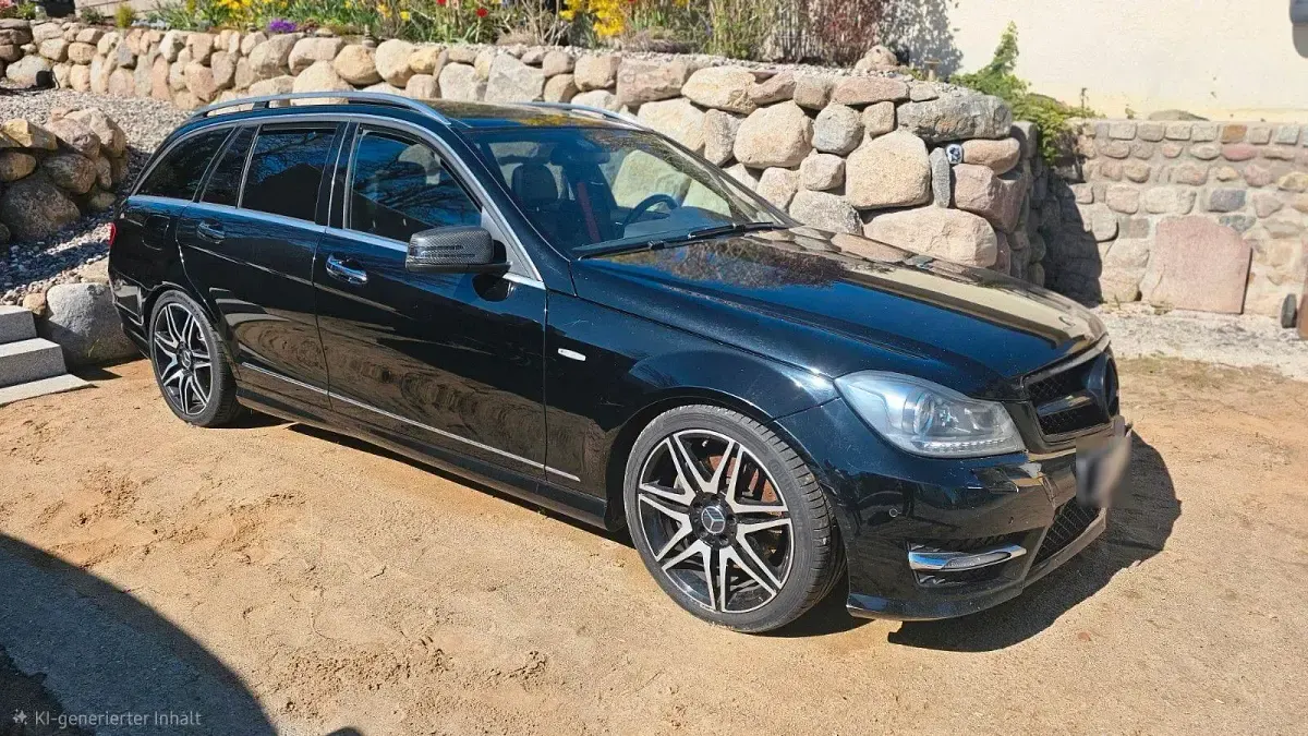 Gebraucht Mercedes C250 AMG line 204 PS (150 kW) 2014 Schwarz Limousine