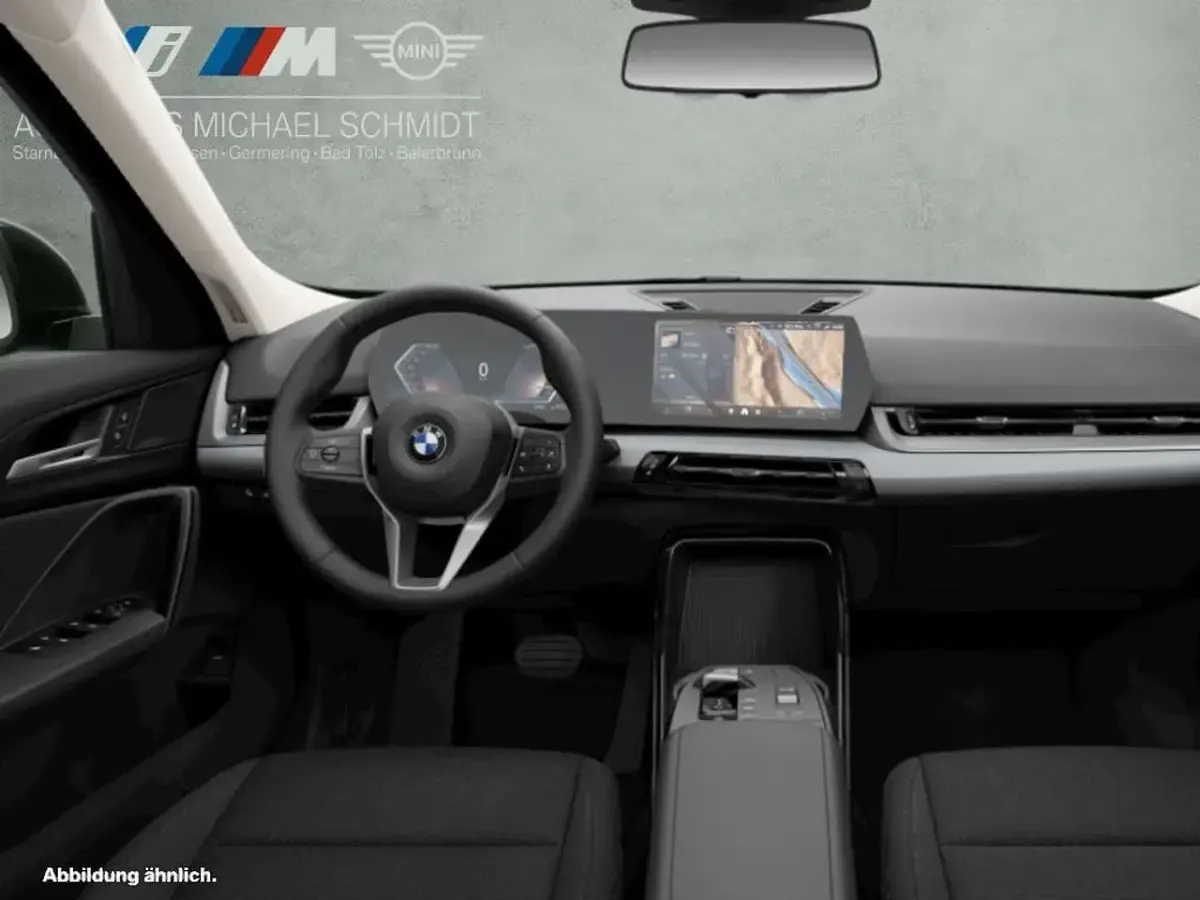 Neu BMW X1 163 PS (119 kW) 2026 Black sapphire SUV