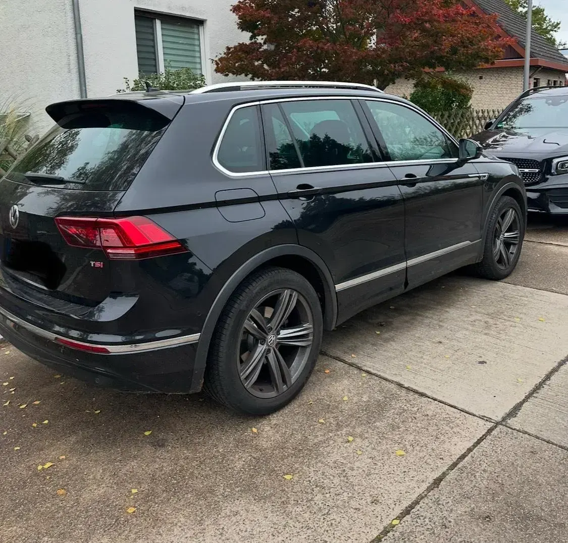 Gebraucht VW Tiguan R-line 150 PS (110 kW) 2017 Schwarz SUV