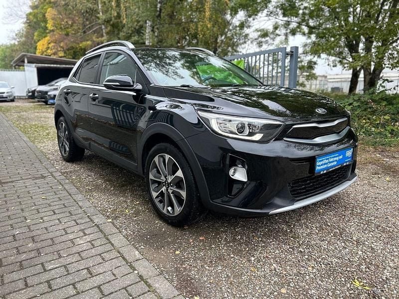 Schwarz Gebraucht 2019 Kia Stonic Vision SUV | 12.299 € (Guter Preis) - Bild 1/4