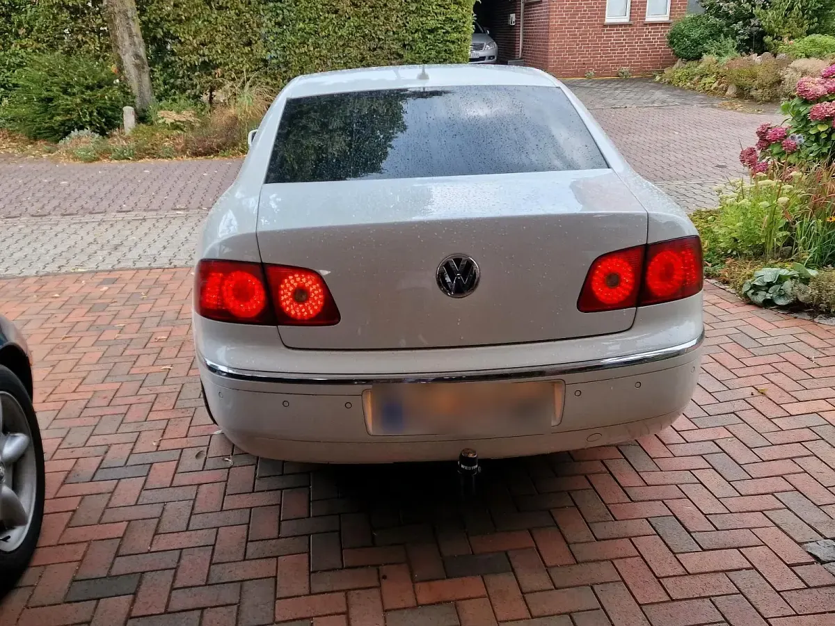 Gebraucht VW Phaeton Individual 239 PS (175 kW) 2009 Weiß Limousine