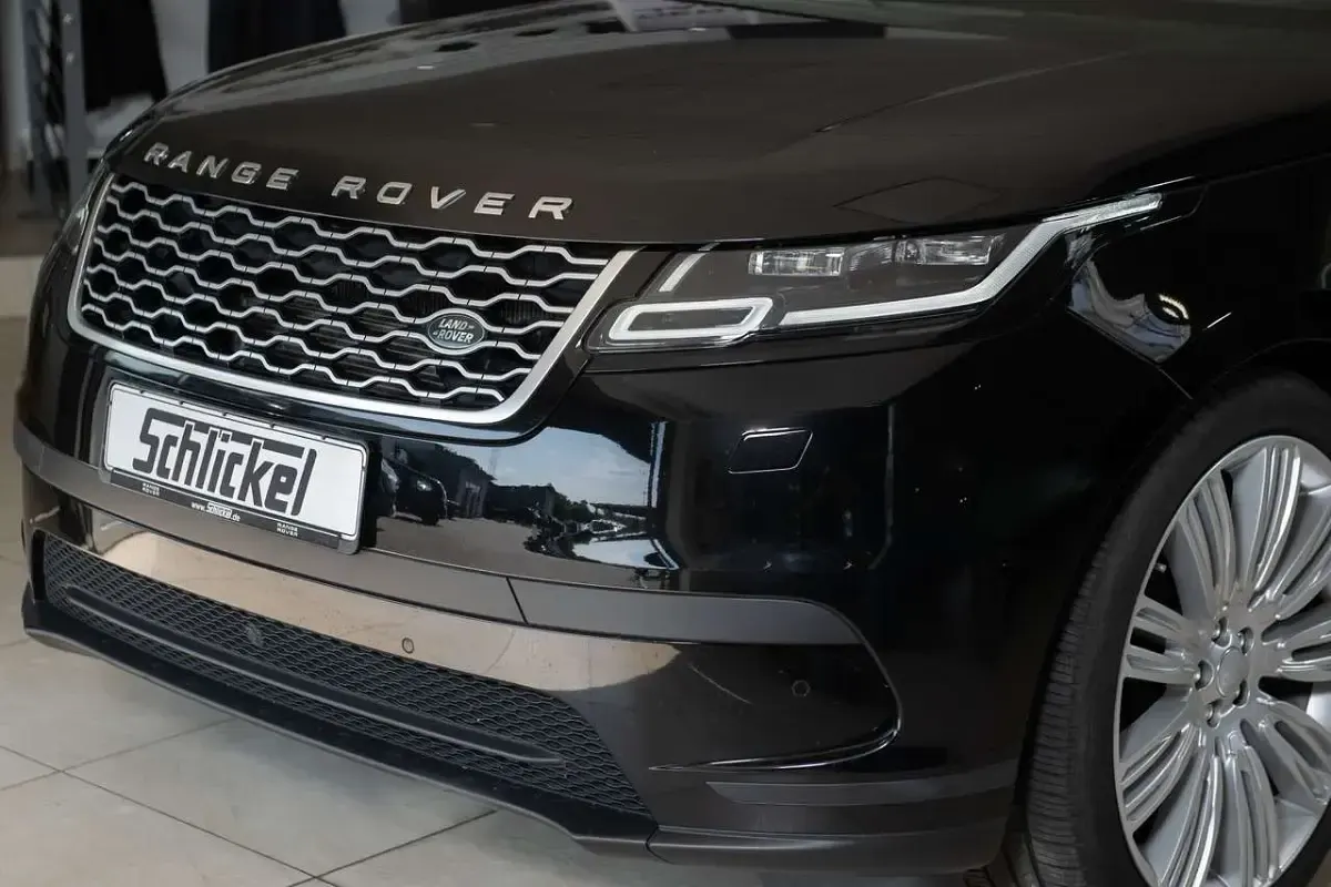 Gebraucht Land Rover Range Rover Velar S 300 PS (220 kW) 2019 Narvik black SUV