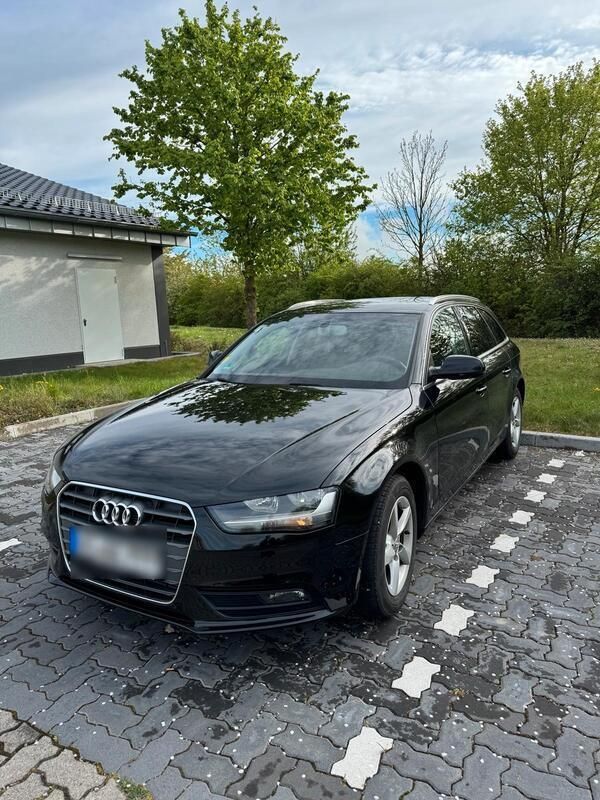 Schwarz Gebraucht 2015 Audi A4 Ambiente Kombi | 9.500 € (Guter Preis) - Bild 1/4