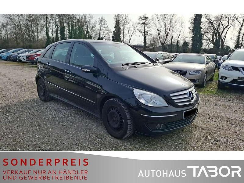 Gebraucht Mercedes B200 140 PS (102 kW) 2008 Schwarz Van / Kleinbus