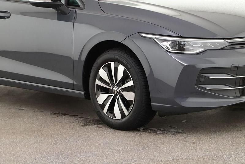 Gebraucht VW Golf VIII Goal 150 PS (110 kW) 2025 Grau Limousine