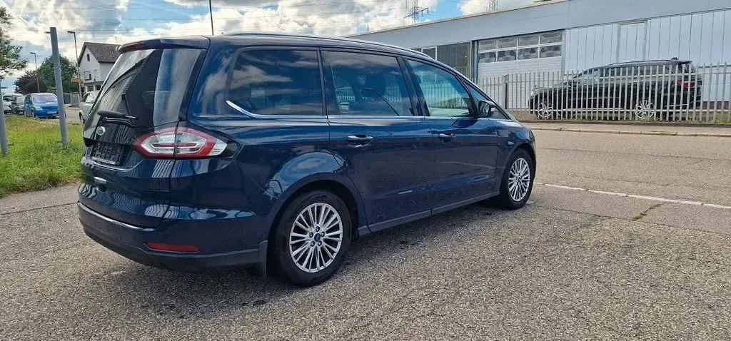 Gebraucht Ford Galaxy Titanium 150 PS (110 kW) 2016 Blau Van / Kleinbus