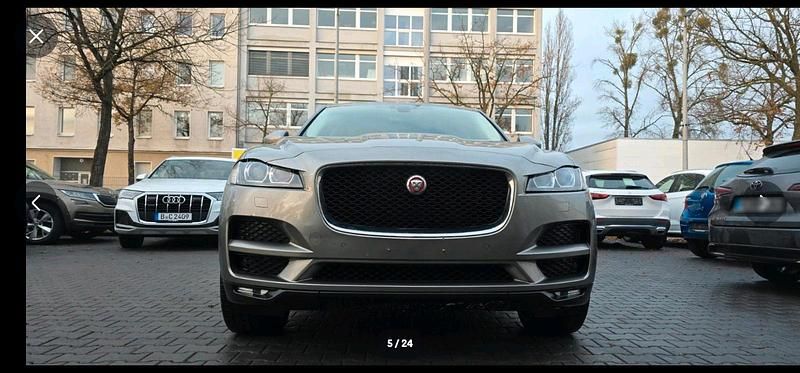 Gebraucht Jaguar F-Pace 241 PS (177 kW) 2018 Andere farben SUV
