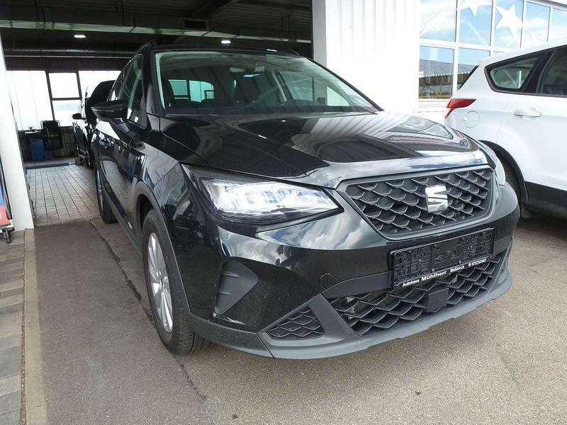 Mitternachtsschwarz Gebraucht 2024 Seat Arona Style SUV | 17.350 € (Superpreis) - Bild 1/4
