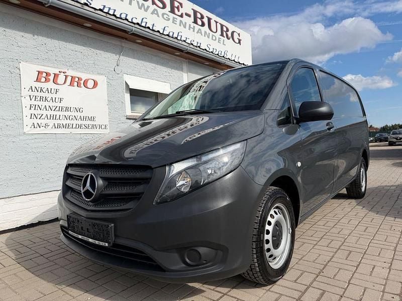 Gebraucht Mercedes Vito 114 PS (83 kW) 2017 Grau Van
