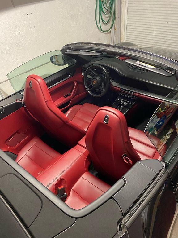 Gebraucht Porsche 992 450 PS (330 kW) 2021 Schwarz Cabrio