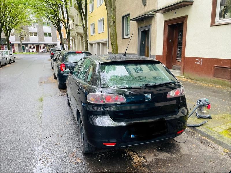 Second-hand Seat Ibiza Reference 60 CP (44 kW) 2007 Negru Hatchback