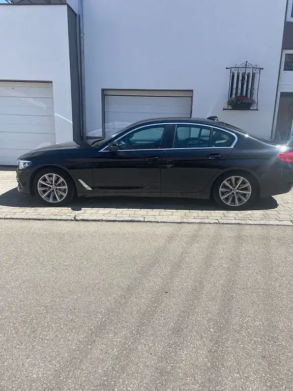 Gebraucht BMW 530 252 PS (185 kW) 2018 Schwarz Limousine