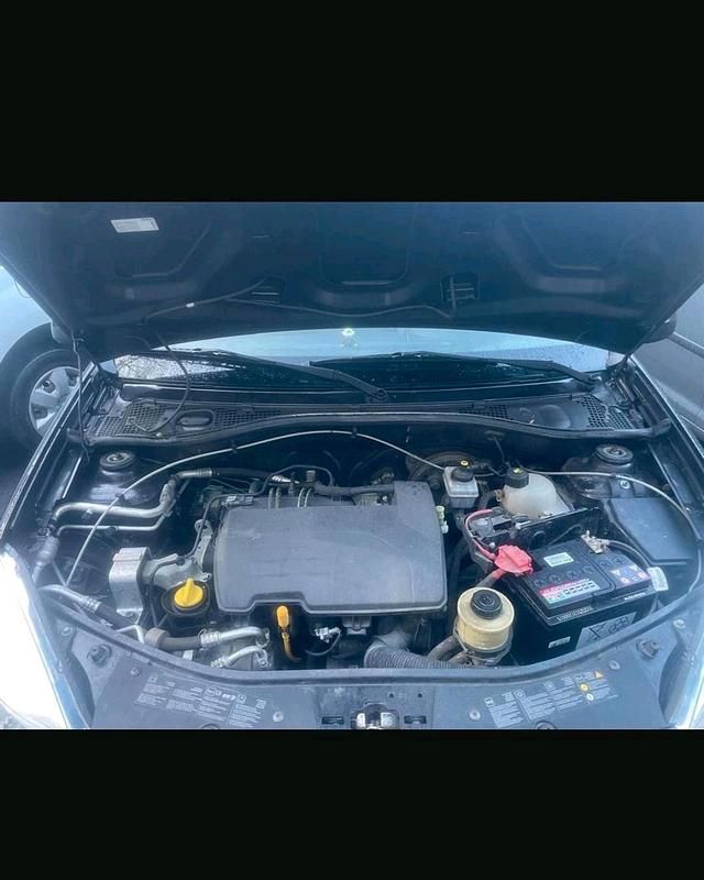 Gebraucht Dacia Sandero 2012 Schwarz Kleinwagen