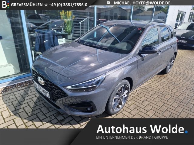 Neu Hyundai i30 Advantage 101 PS (74 kW) 2025 Grau Limousine