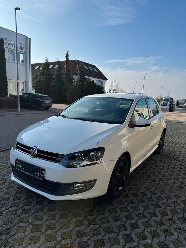 Weiß Gebraucht 2012 VW Polo Kleinwagen | 3.650 € (Guter Preis) - Bild 1/4