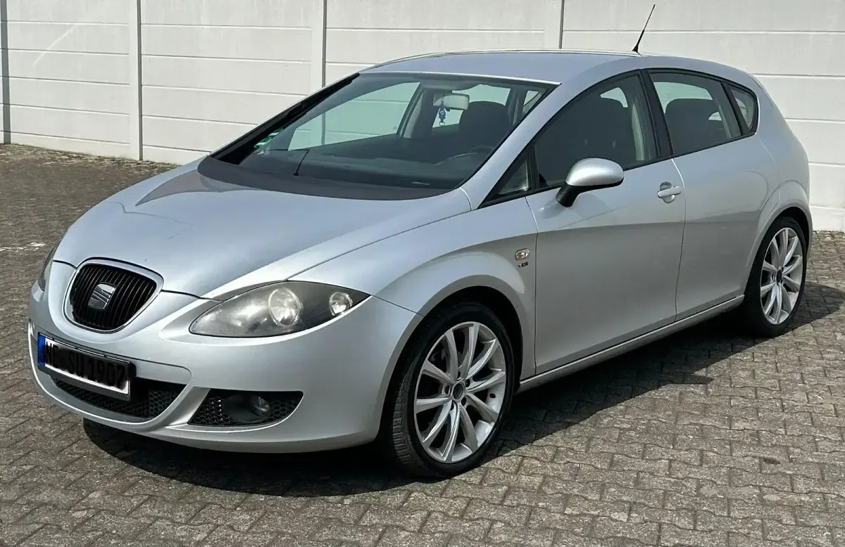 Gebraucht Seat Leon Stylance 140 PS (102 kW) 2008 Silber Kleinwagen