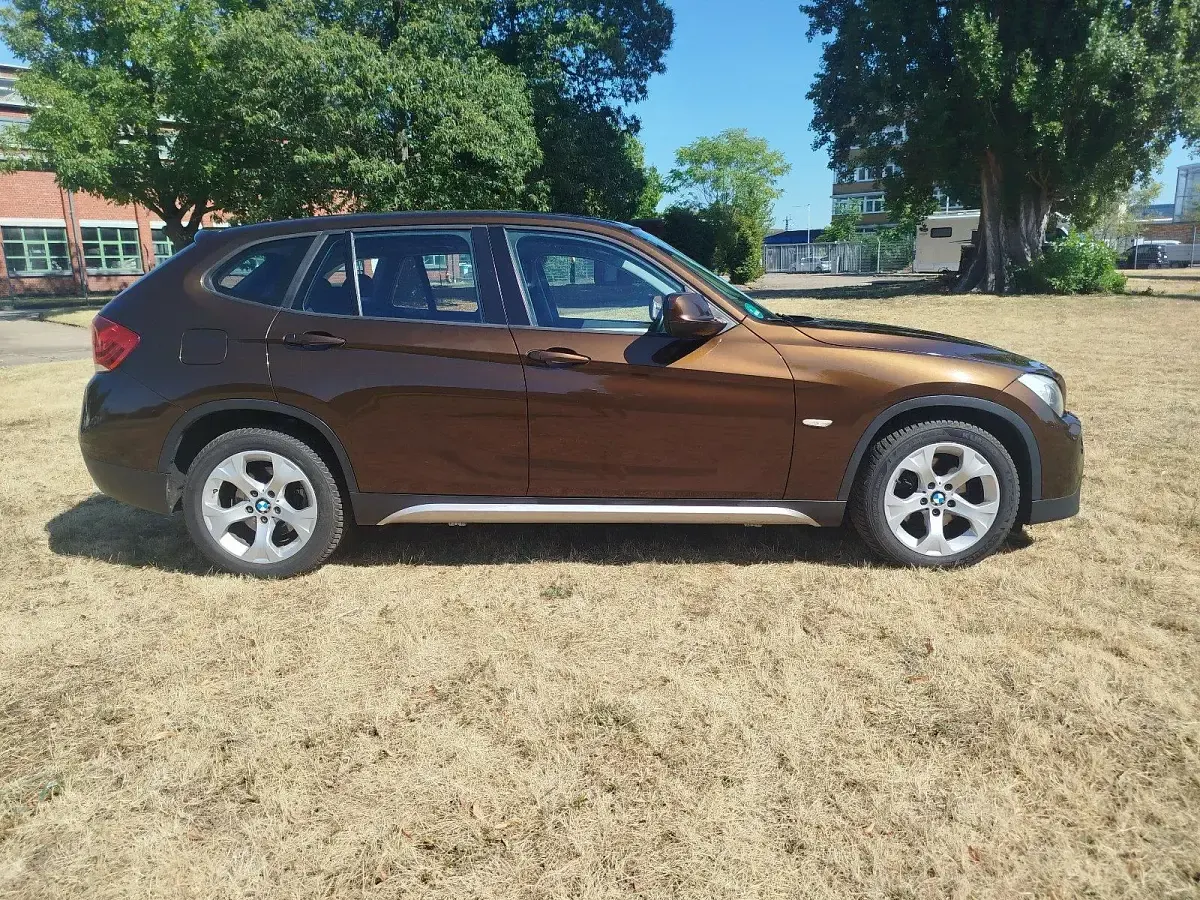 Gebraucht BMW X1 177 PS (130 kW) 2010 Braun SUV